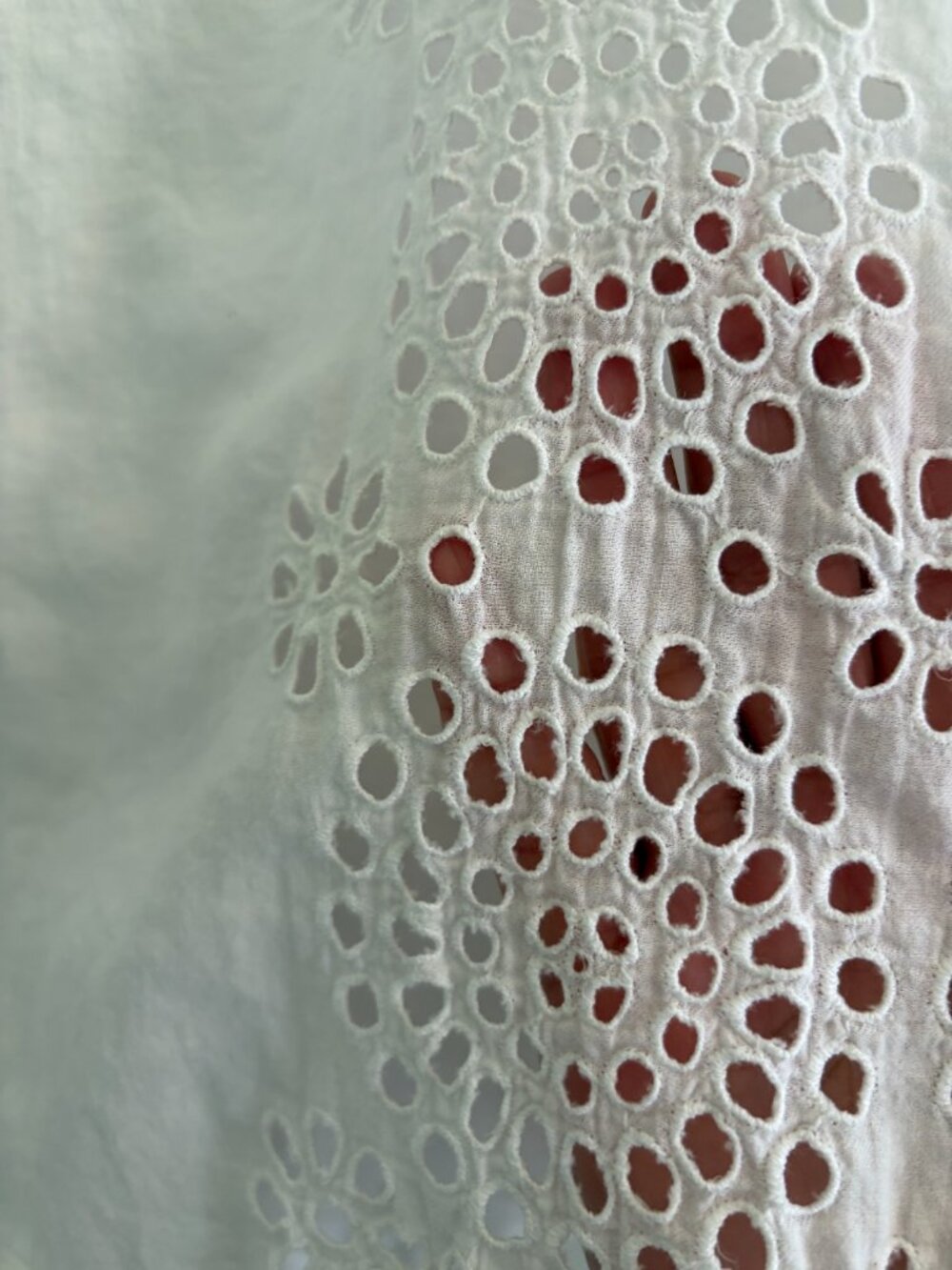 Loft Medium White Eyelet detail Sleeveless Tank - Picture 6 of 8